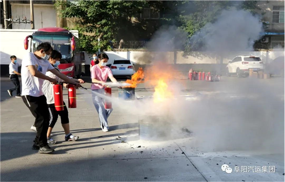 阜陽(yáng)客運開(kāi)展反恐消防應急救援演練